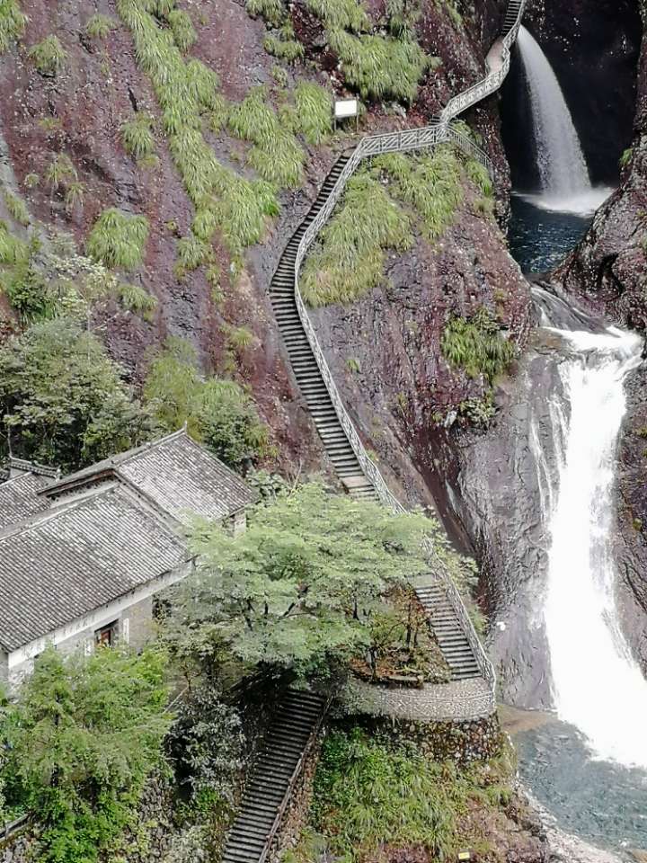 铜铃山国家森林公园-小瑶池景区