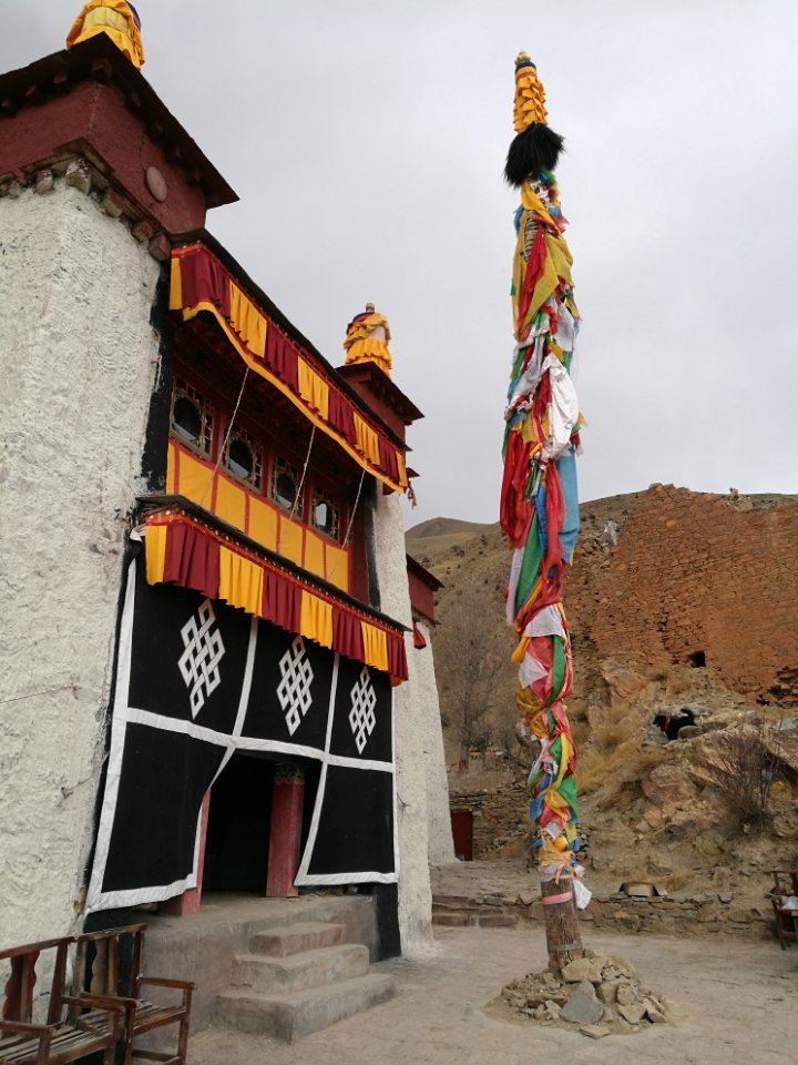 贵龙日追寺