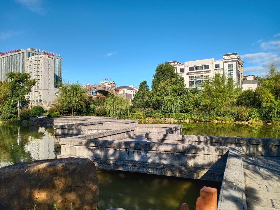 湘南风景园爱莲湖风景区