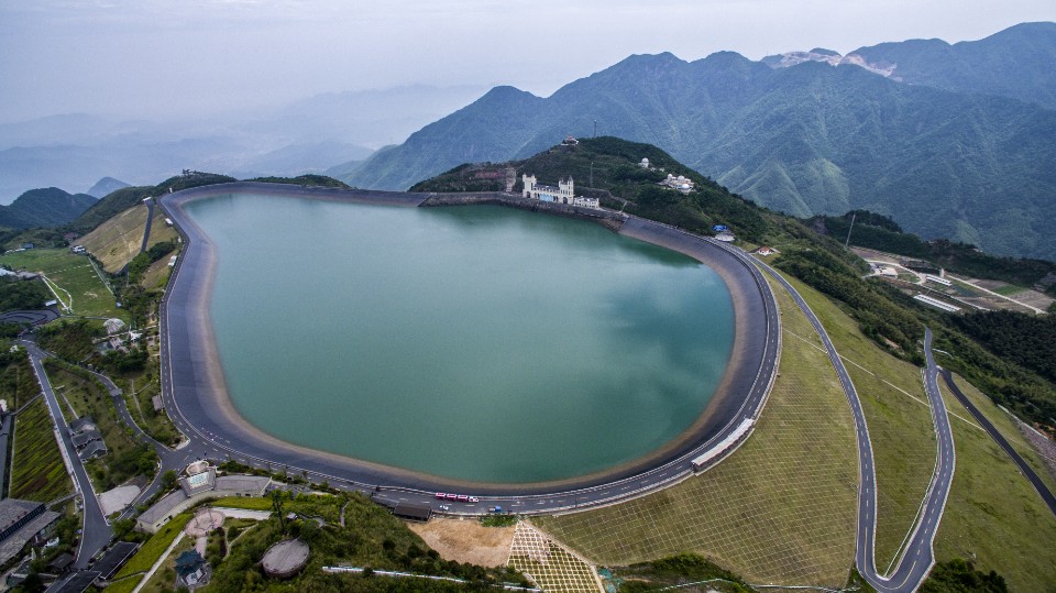 安吉江南天池景区