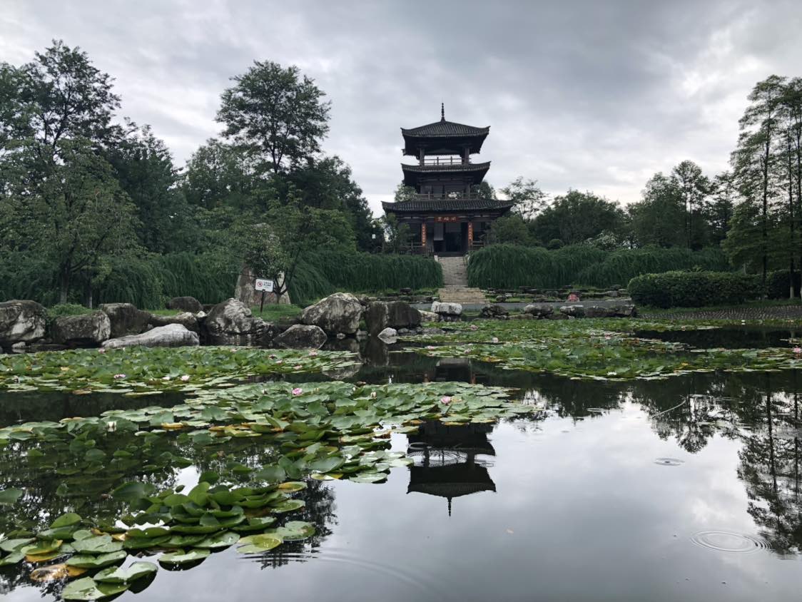 凤凰湖旅游景区